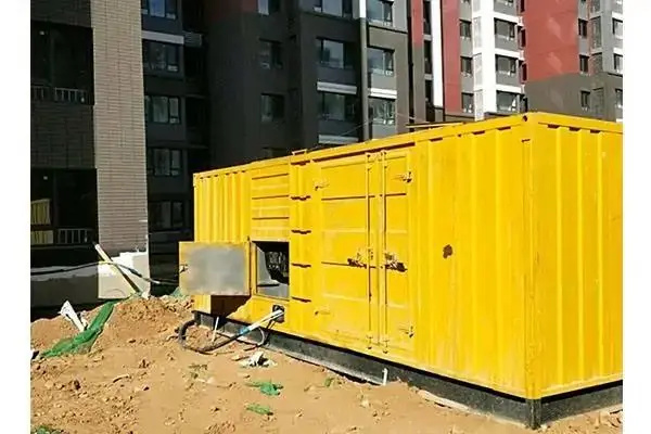 丰顺发电机租赁中燃油压力过低会对发动机的哪些部件造成损坏？