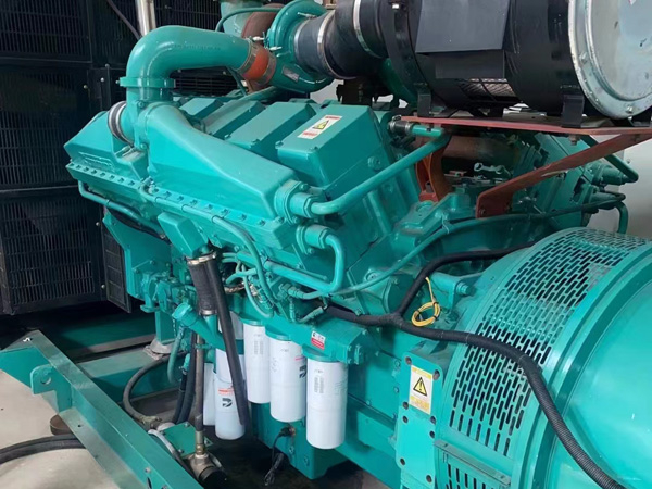 丰顺更换100kW柴油发电机组机油时，需要注意哪些事项？